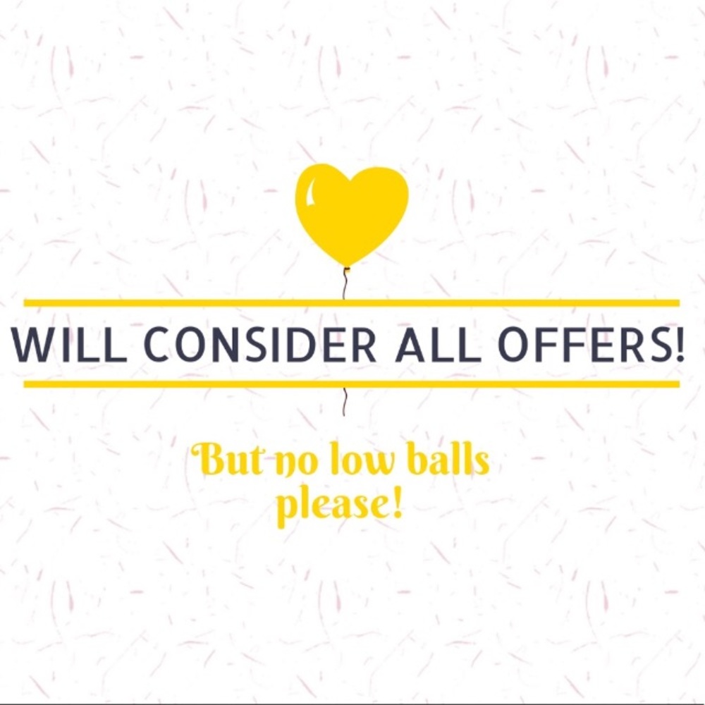 😊SEND ME AN OFFER😊